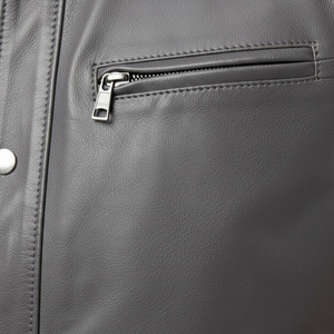 Gilet en cuir synthétique sans manches pour hommes Fournisseur d'usine OEM Vente en gros sur mesure Biker Fashion Motorcycle Riding Respirant - Product Image 4