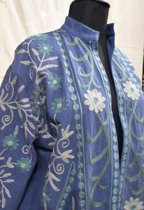 Chaqueta corta Suzani con bordado floral para mujer, lienzo tejido, decoración de botones rellenos de algodón, producto terminado para otoño cálido - Product Image 5