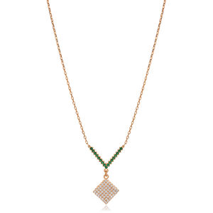 สร้อยคอเงินแท้ 925 ดีไซน์สี่เหลี่ยมทันสมัย ประดับด้วยพลอยเพทายสีเขียวมรกตใส งานแฮนด์เมดจากตุรกี เหมาะสำหรับงานหมั้น งานแต่งงาน และงานเลี้ยง - Product Image 3