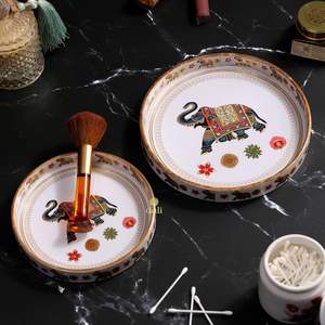 Bandejas Redondas de Madera para Servir con Diseños Clásicos de Elefante y Otros Pichwai, Calidad Premium, Bandejas Duraderas - Product Image 1