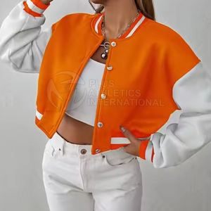 เสื้อครอปท็อปแจ็คเก็ตเลตเตอร์แมนลำลองสำหรับผู้หญิง คุณภาพพรีเมียม ราคาขายส่ง ผลิตในปากีสถาน - Product Image 5