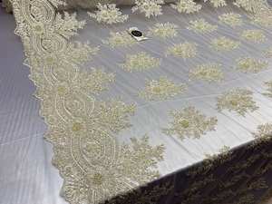 Napperon perlé Chargeur rond fait à la main pour salle à manger de luxe et décor de vacances Pièce unique perlé à la main, napperon, pendaison de crémaillère - Product Image 2