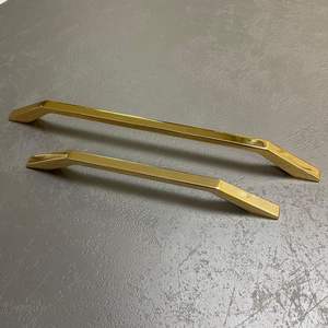 Tiradores de Aluminio para Cajones de Cocina, Precio de Fábrica, Tiradores con Cerradura para Gabinetes de Baño - Product Image 1