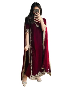 Costume Salwar trois pièces de style afghan, couleur marron, motif unique, spécial saison des mariages, prix abordable chez SIE - Product Image 1