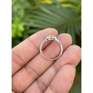 แหวนไพลินสีเหลืองธรรมชาติ เงินแท้ 925 แหวนพลอยทำมือสำหรับผู้หญิง ขายส่งเครื่องประดับ - Product Image 4
