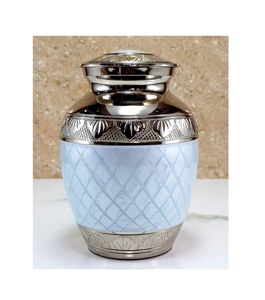 Urna de cremación de Metal decorativa de alta calidad Diseño clásico único Cenizas humanas Proveedor de fabricación de urnas para adultos Suministros funerarios - Product Image 4