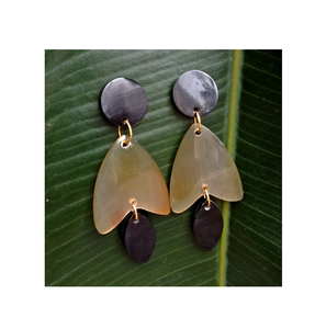 Pendientes naturales hechos con cuerno de buey, tamaño personalizado con pendientes de joyería de cuerno de búfalo pulidos brillantes de la mejor calidad - Product Image 4