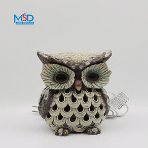 Figurine Burung Hantu Resin LED Langsung dari Pabrik, Dekorasi Burung Hantu LED, Ornamen Lampu Musim Dingin - Product Image 1