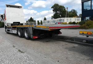 Camión Volvo FH 420 de 2015 con Remolque, 450hp, Emisión Euro 5, Tracción 8x6, Capacidad 50T, Transporte en Cadena de Frío - Product Image 6