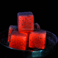 Charbon de bois Shisha de noix de coco Charbon de bois de haute qualité de Thaïlande Vente en gros 100% Charbon de noix de coco naturel