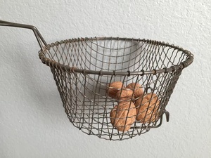 Juego de cesta de malla de alambre rústico con asa, Ideal para almacenamiento de cocina, soporte para frutas y verduras, decoración organizadora Vintage - Product Image 3