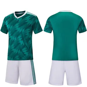 2024 miglior Design all'ingrosso rapido asciutto e traspirante sublimazione maglia da calcio indossare Top Design uniforme da calcio di alta qualità OEM