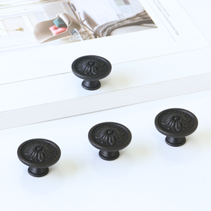 Tirador de Mueble Vintage Europeo de Aleación de Zinc con Diseño Floral, Duradero y Ecológico para Armarios, Cajones y Baños - Product Image 3