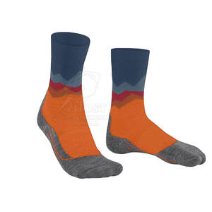 Chaussettes de sport haut de gamme avec soutien élastique de la voûte plantaire et maille respirante, parfaites pour la course à pied, l'entraînement et les activités de plein air - Product Image 3