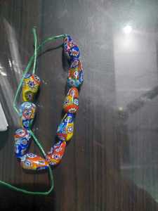 Perles de fleurs en verre de cristal fabriquées en Inde pour bijoux à bricoler soi-même Motif rond de plusieurs couleurs pour les acheteurs en vrac authentiques - Product Image 2