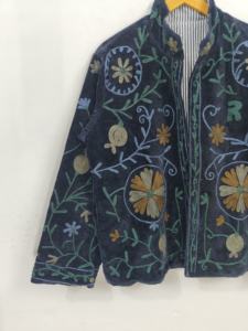 Blouson Bomber en Velours Uni, Broderie Main, Style Vintage Bohème Floral Ethnique Ouzbek, Écologique, Réversible, Hiver - Product Image 3