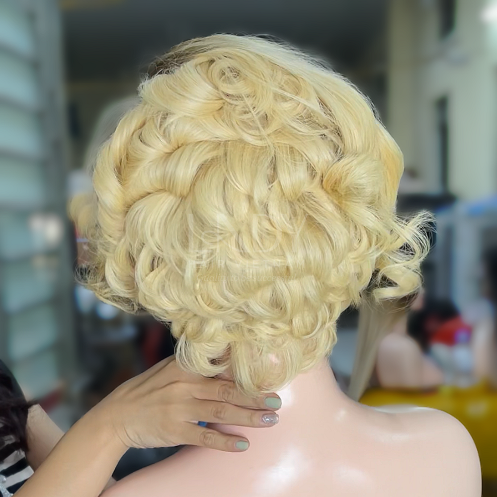 สีบลอนด์