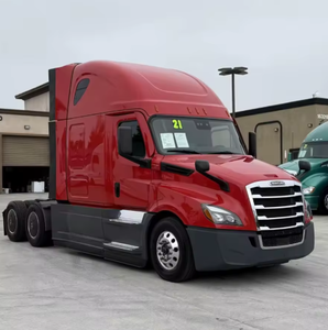 Camion semi-remorque Cascadia 126 Sleeper 2025 d'occasion - Cabine surélevée 455HP Boîte manuelle 10 vitesses Prêt à être expédié - Product Image 2