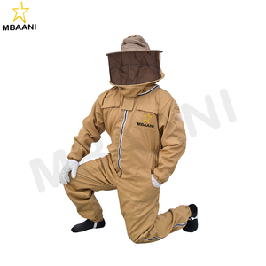 Traje de mantenimiento de abejas de velo redondo ventilado en color marrón Hecho por la industria del cuero MBBANI. - Product Image 2