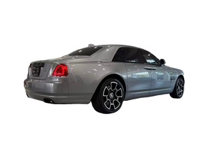 Vehículo Usado 2024, SUV Ultra-Lujo de Tamaño Completo, Eléctrico, 4.1-6L, Aspiración Natural, 563HP, Tracción Trasera, Premium, 7 Plazas, Automático, R18, Tapicería de Tela - Product Image 4