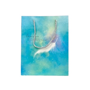 Sac cadeau en papier imprimé plumes ombrées de qualité supérieure avec poignées-Emballage écologique pour fêtes et événements (Style 04) - Product Image 3