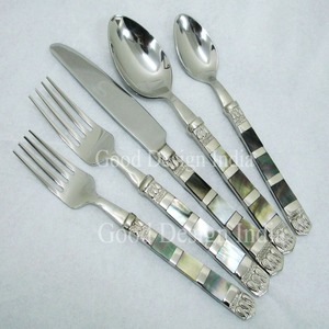 Vente chaude 18/10 en acier miroir vadrouille couverts ensemble portabilité cuillères de mariage et fourchettes en métal avec ensemble de couteaux de cuisine - Product Image 1