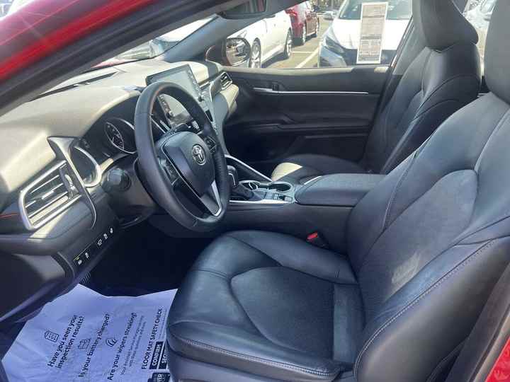 Toyota Camry 2023 Hybrid XLE FWD Dark Interior Leather Seats Rear Automatic Gearbox 4L Turbo Sedan Gasoline Engine For Sale