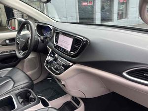 CHRYSLER PACIFICA TOURING L FWD 2023, LISTO PARA ENVIAR - Product Image 2