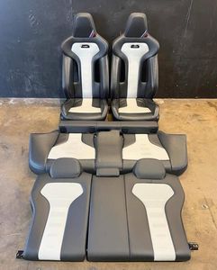 Asientos de coche de fibra de carbono de lujo a precios asequibles - Product Image 2