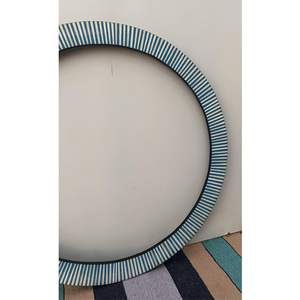 Espejo de Pared Moderno Hecho a Mano con Incrustaciones de Hueso, Ecológico y Duradero, Espejo Decorativo de Lujo para Villas, Resorts y Hoteles Boutique - Product Image 4