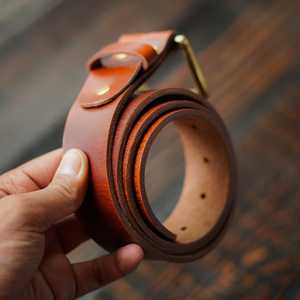 Cinturón de cuero genuino simple auténtico con cobre de textura vintage único para hebilla de estilo minimalista - Product Image 2