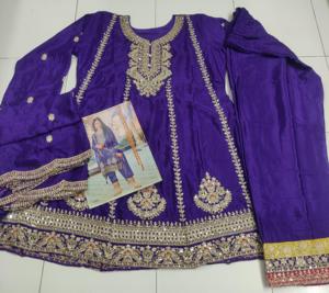 Costume Georgette Sharara de qualité lourde pour femmes magnifiquement brodé pour les fêtes vêtements pakistanais indiens pour le festival de l'Aïd - Product Image 6