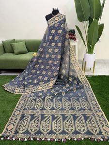 Sari Jamdani de luxe tissé à la main |   Sari ethnique en coton et soie de qualité supérieure |   Sari indien durable tissé à la main pour la vente en gros et l'exportation - Product Image 2