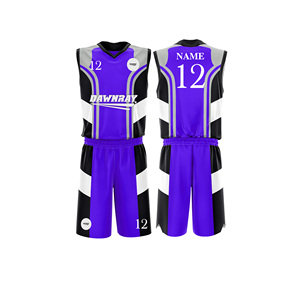 Ensemble d'uniformes de basketball personnalisés par sublimation, jersey et short en polyester respirant à séchage rapide, vêtements de sport d'équipe pour hommes, femmes et jeunes - Product Image 3