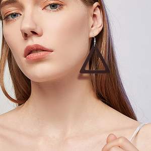 4 pares de pendientes colgantes de declaración para mujer, pendientes de gota de madera étnicos, pendientes colgantes de acero inoxidable, pendientes de gota ligeros - Product Image 3