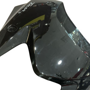 Parabrisas Deportivo Bajo Ahumado Original Yamaha 2022-2024 para TMAX 560/TECH, Nuevo - Product Image 2