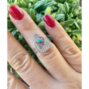 Anillo Kingman Tsosie de Philips, Turquesa, Plata de Ley, Talla 7.25, Estilo Religioso, Forma Geométrica, Engaste con Garras, Chapado - Product Image 2