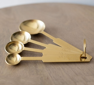 Cucharas medidoras chapadas en oro, cucharas medidoras con mango de Metal personalizadas, nuevo diseño, cucharas medidoras para el hogar, utensilios de cocina - Product Image 1