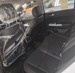 Usado para KX5 2021 1.6T Automático 4WD Sedán Volante a la Derecha/Izquierda Llantas R17 Interior Oscuro Asientos de Cuero - Product Image 5