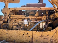 Bulldozer CAT D8K 90% neuf à vendre, moteur Caterpillar d'origine, pompe d'origine américaine, garantie 1 an, modèle 2022, capacité de bulldozing de 10,3 m.