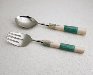 Vente en gros d'Argenterie à manche épais en résine Cuillères de service en acier inoxydable pour le mélange et la cuisson de la salade à plat Prix d'usine - Product Image 5