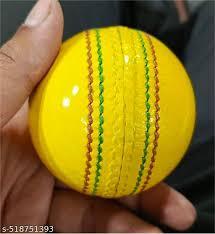 Pelota de Críquet de Cuero Mahaplay de 2 Piezas para Interior/Exterior, 125 g, Color Amarillo, Duradera, Atractiva, Estándar de Entrenamiento Profesional - Product Image 2