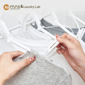 Ensemble de cintres de blanchisserie de type clip _ 4pcs - Product Image 3