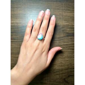 Anillo Navajo Hecho a Mano con Dalia de Algodón Dulce y Plata de Ley, Joyería Cultural Coleccionable en Talla 8.25 - Product Image 4