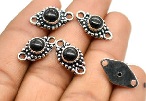 Connecteur à double boucle en argent antique et plaqué or 18 carats avec pierres précieuses en onyx noir 20X11mm NC50 Lot de fabrication de bijoux - Product Image 3