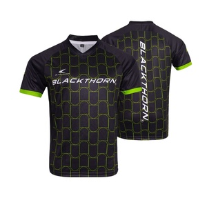 Maillots de football personnalisés en sublimation respirants pour hommes, col en V, 100% polyester - Product Image 2