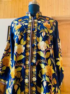 2024 Customize Floral Embroidered Long Sleeve Heavy Work Jacket for Unisex Wedding Wear Long Coat - Product Image 2