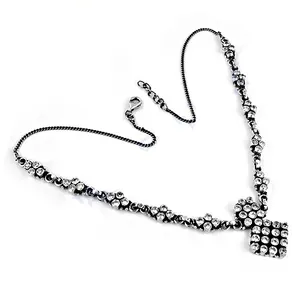 Collier en cristal argenté oxydé pour femmes, bijou élégant pour les occasions spéciales - Product Image 2