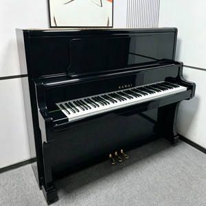 Piano Vertical KAWAI BL71 de Segunda Mano de Japón con Tono Cálido para Compradores Globales - Product Image 1