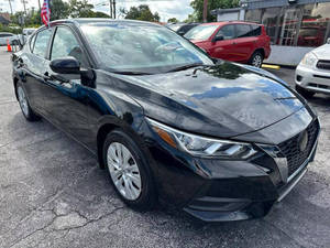 Prístino limpio 2021 Nissan Sentra - Product Image 3